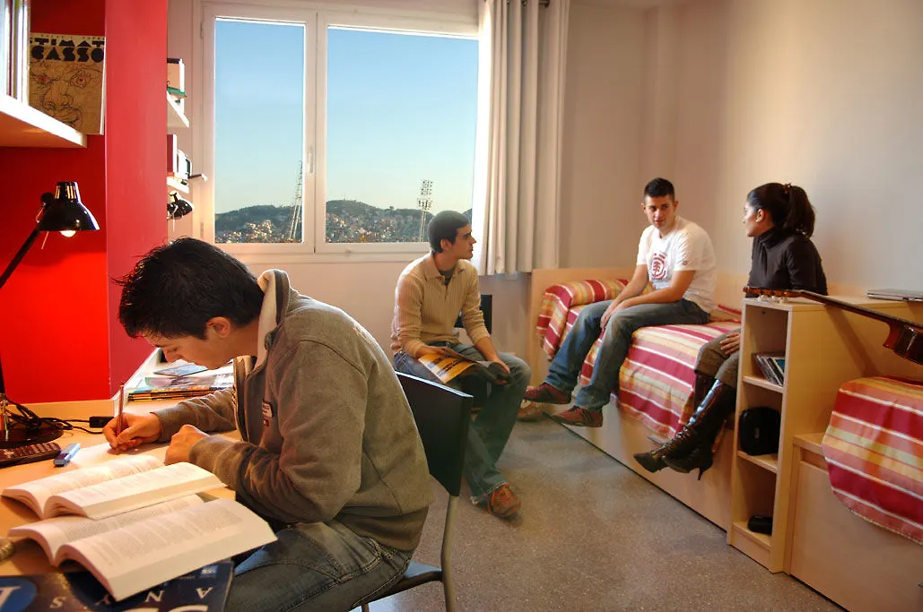 Agora Bcn. Residencia Universitaria Internacional Appartement Barcelona Spanje